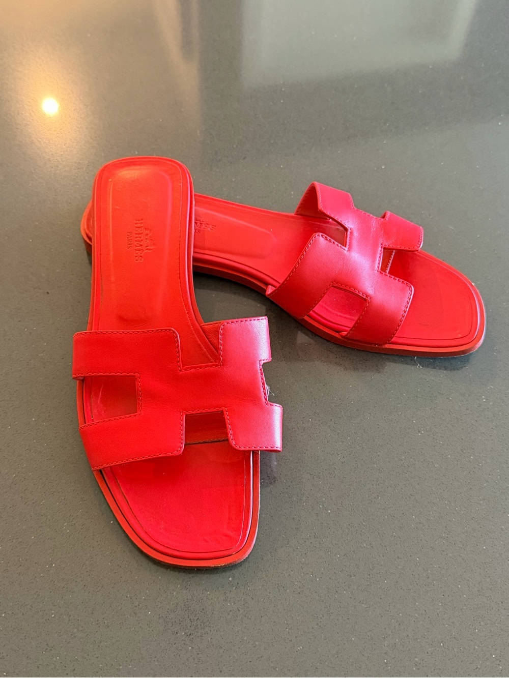 Hermes Oran Rouge Grenadine Size 39 - Picture 2 of 10